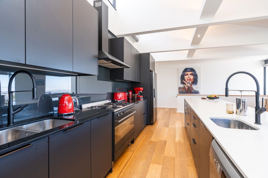 To Let 3 Bedroom Property for Rent in Tamboerskloof Western Cape